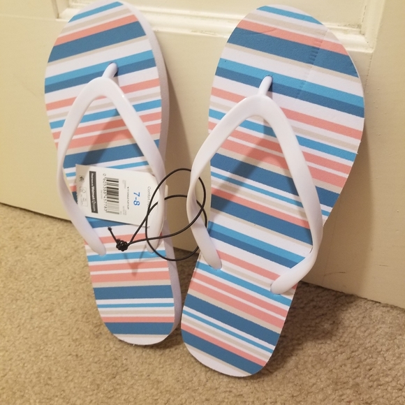 Flip Flops - Picture 3 of 3